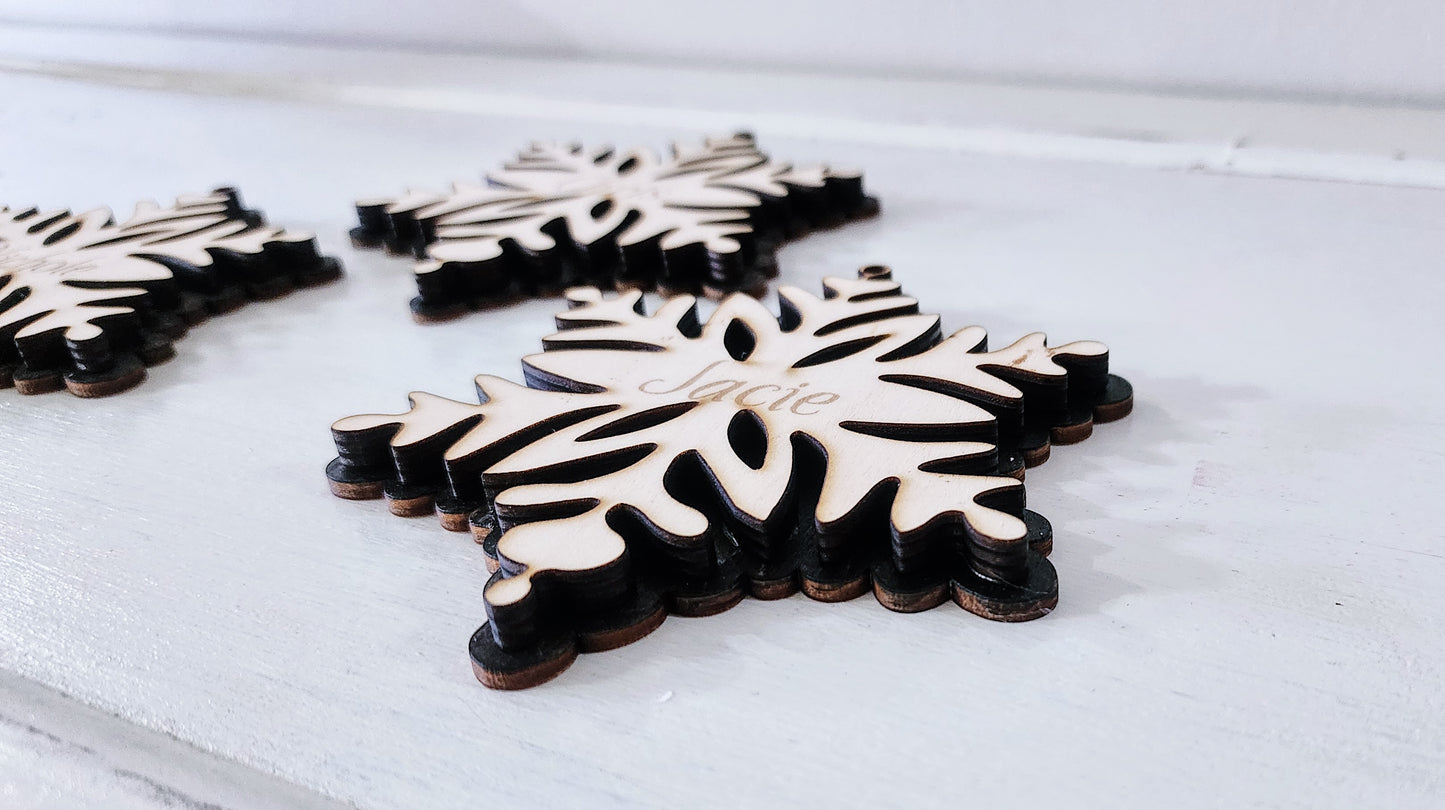Customizable Snowflake Tag
