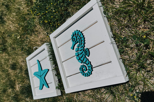 Beach House signs (2)
